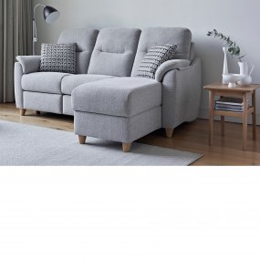 sofas chairs recliners armchairs